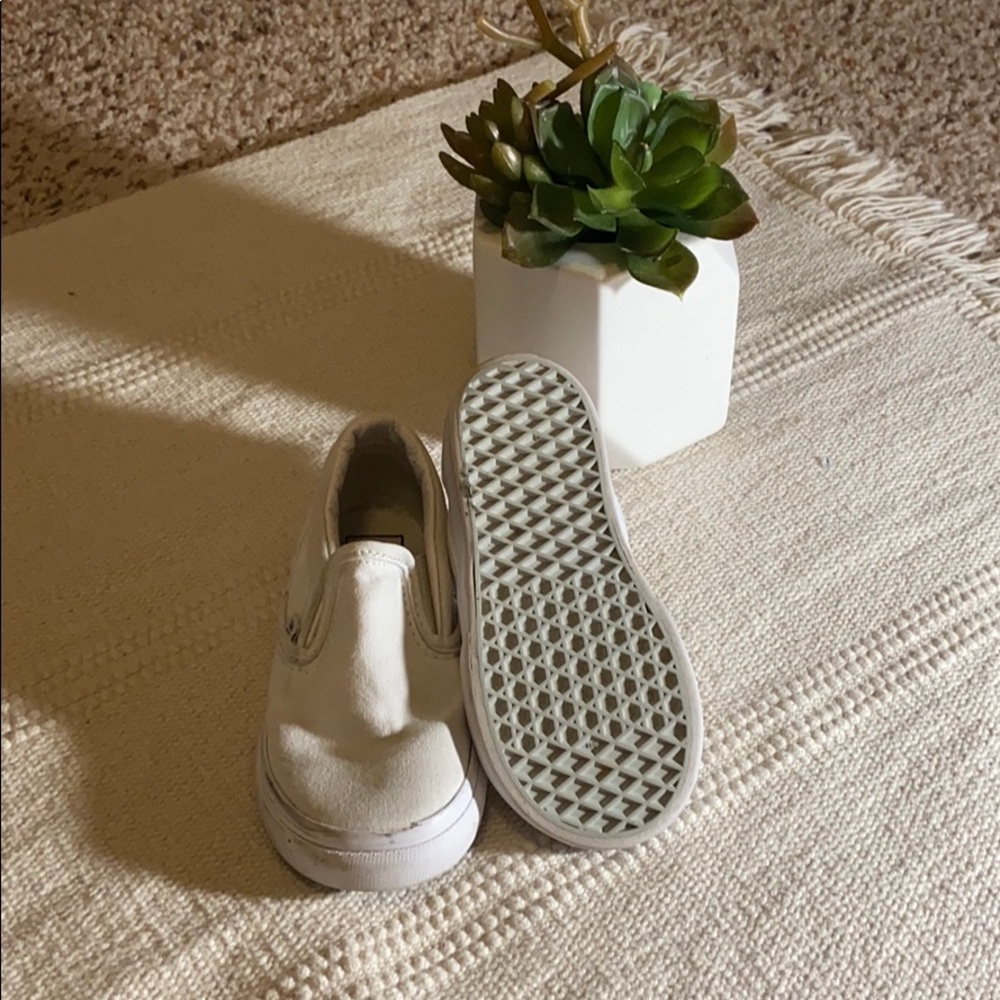 White vans
